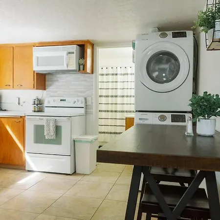 Completely Remodeled 2Br Cozy Getaway Near Usu Villa